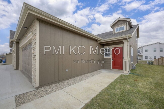 Building Photo - 2709 Chasehire Dr