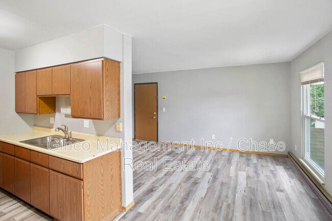 Foto del edificio - 405 E Reed St