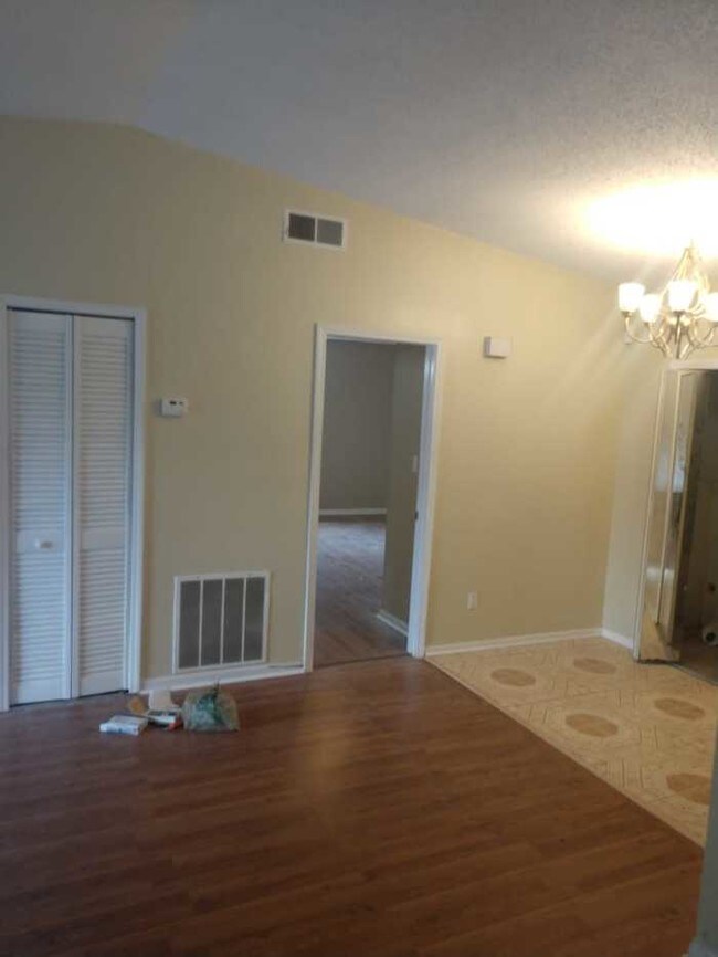 Foto del edificio - 6354 Shannon Pkwy