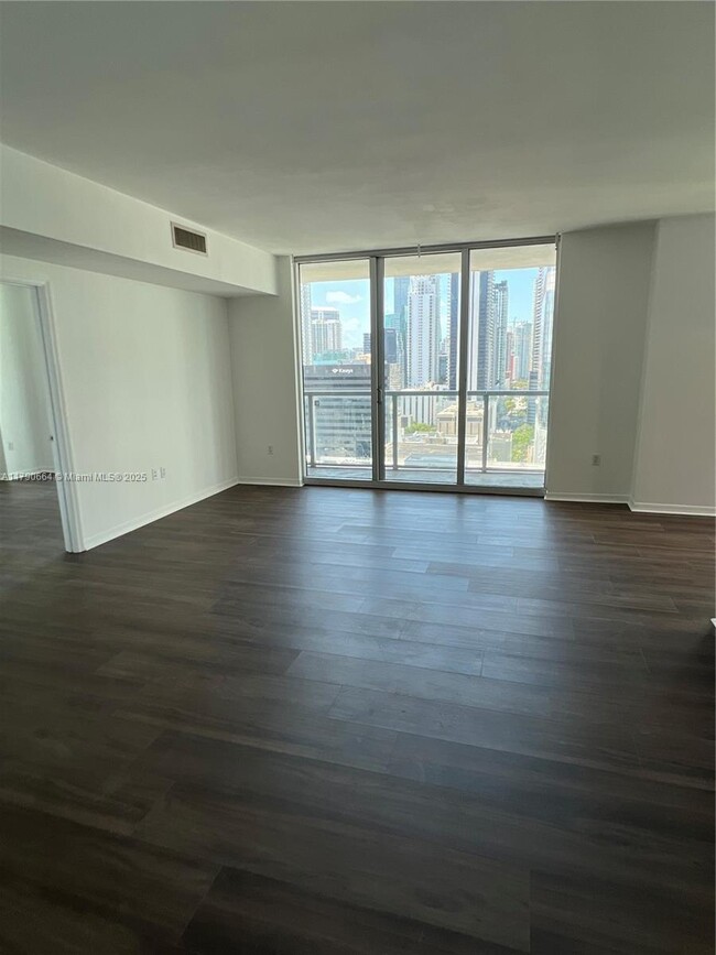 Foto del edificio - 55 SE 6th St