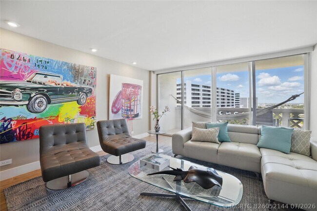 Foto del edificio - 1200 S Ocean Blvd