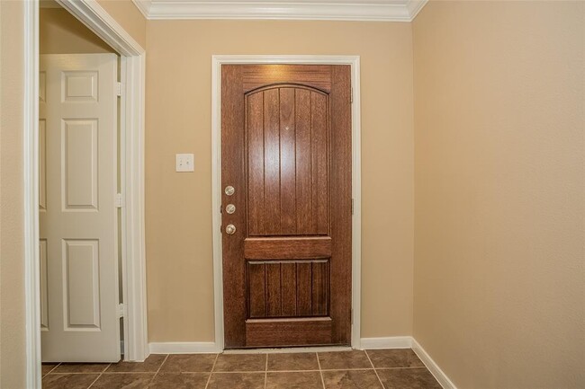 Building Photo - 26614 Marble Falls Bend