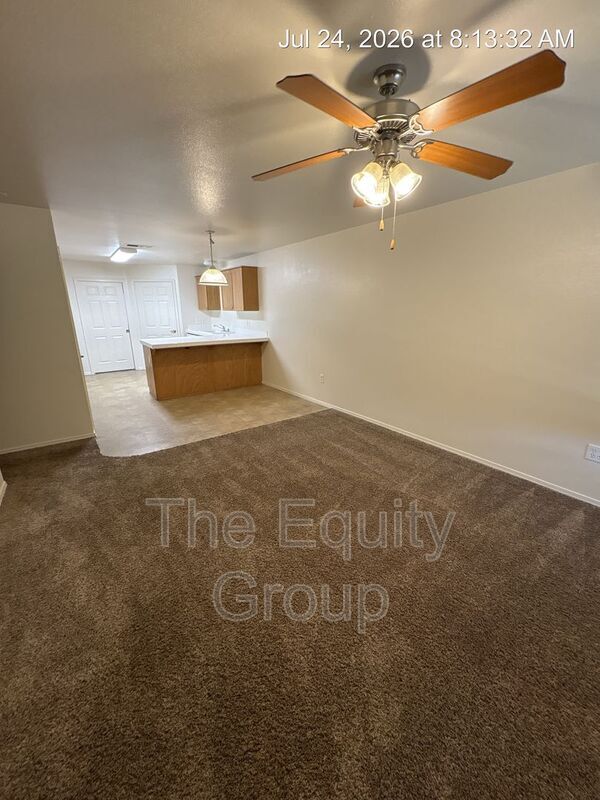 Foto del edificio - 4223 W Walnut Ave