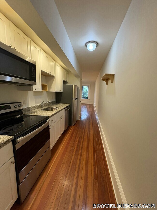 Foto del edificio - 1463 Beacon St