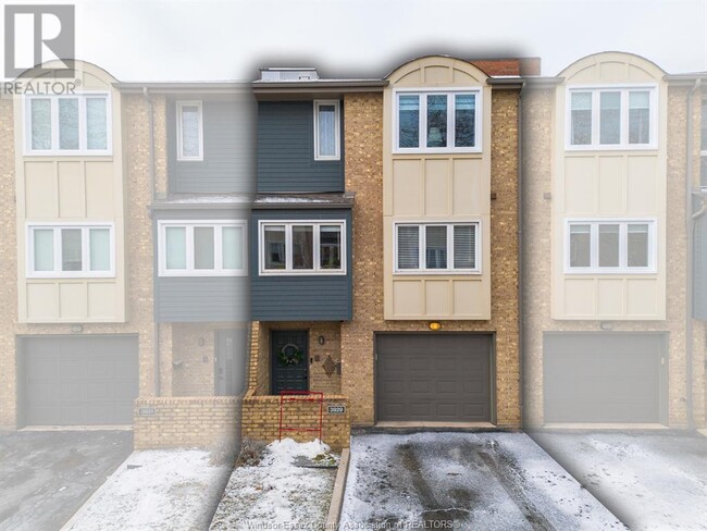 Building Photo - 3929 Riverside Dr E