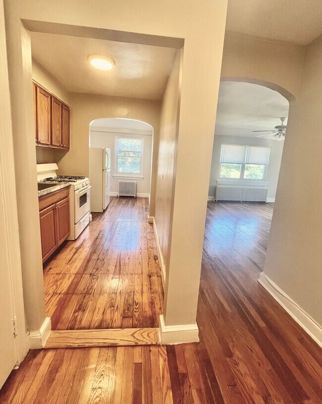 Foto del edificio - 220 Allison St NW