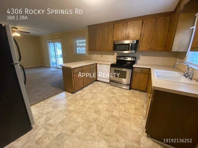 Foto del edificio - 4306 Rocky Springs Rd - Available Now