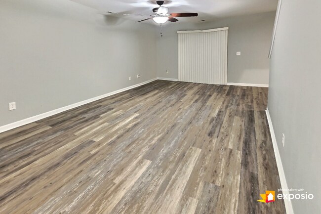Building Photo - 2413 Whetstone Ln