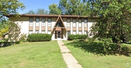 Building Photo - 175 Reeb Ln
