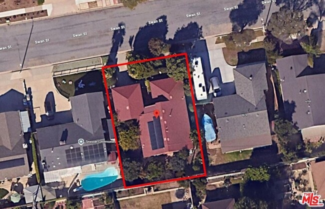 Building Photo - 6656 Swan St