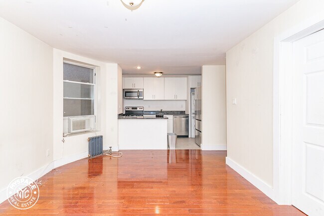 Foto del edificio - 1050 Lafayette Ave