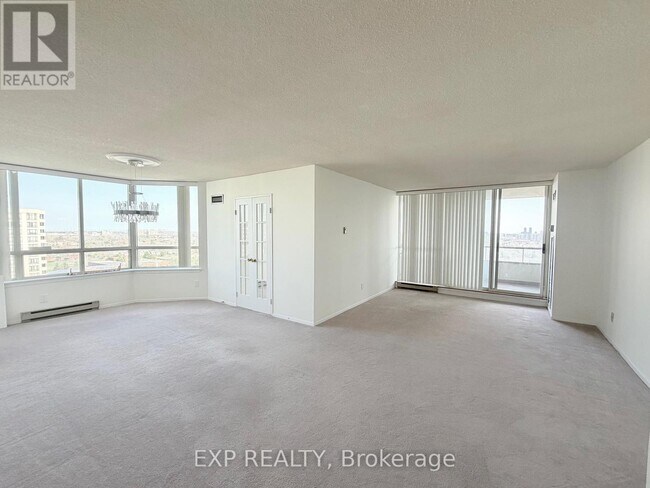 Photo du bâtiment - 175 Bamburgh Cir