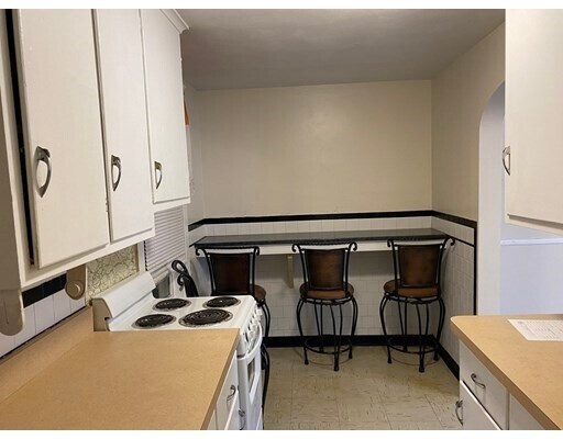 Foto del edificio - 473 N Warren Ave