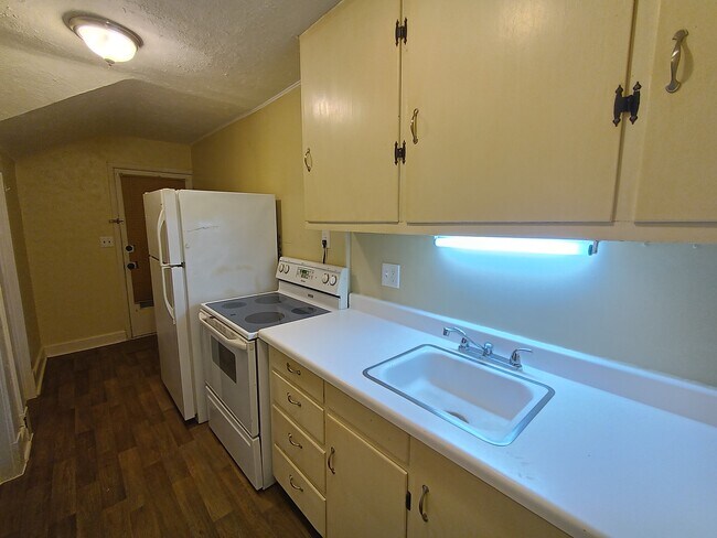 Foto del edificio - 1416 W Walnut St