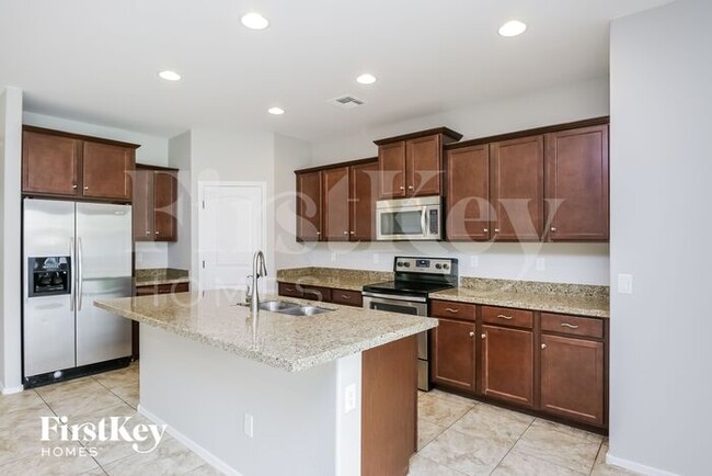 Building Photo - 1732 W Desert Spring Way