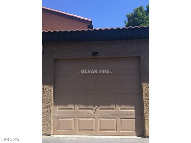 Foto del edificio - 2615 W Gary Ave