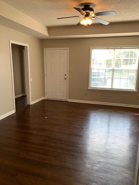 Foto del edificio - 3 Bedroom 2 Bath Home Close to Moody