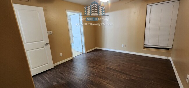 Foto del edificio - 3619 E Monterosa St