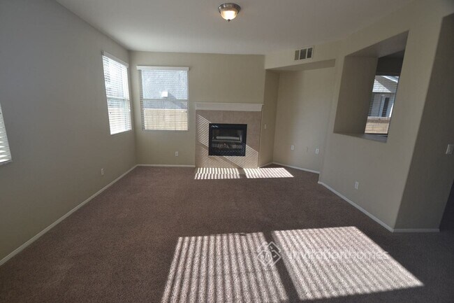 Building Photo - 6969 Rio Grande Dr