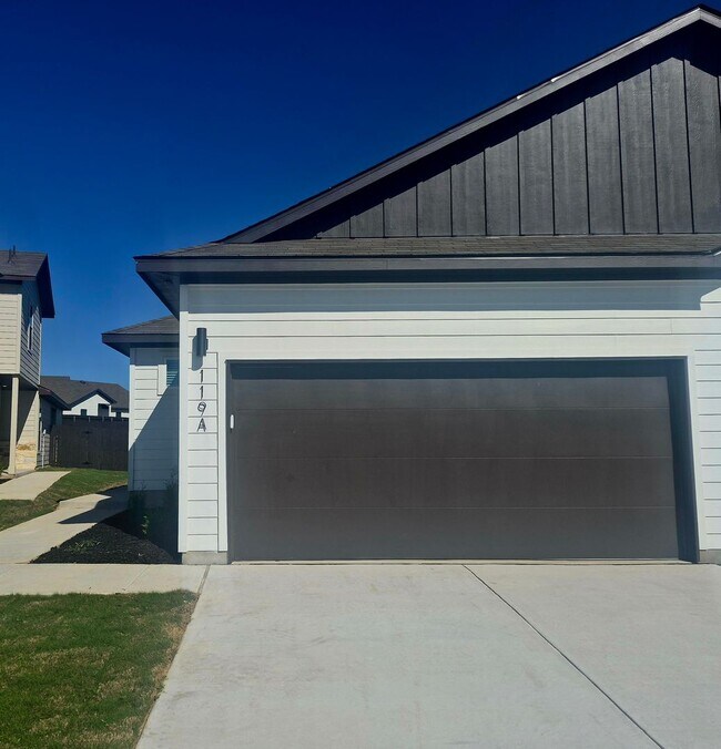 Foto del edificio - Stunning Duplex in Emma Park