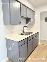 Building Photo - 591 Wellington Ave