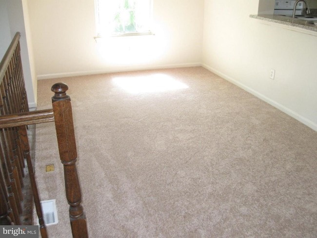 Foto del edificio - 6023 Buttercup Ct