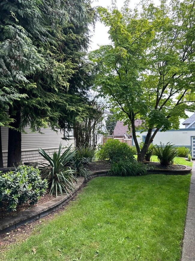 Building Photo - 2713 NW 65th St