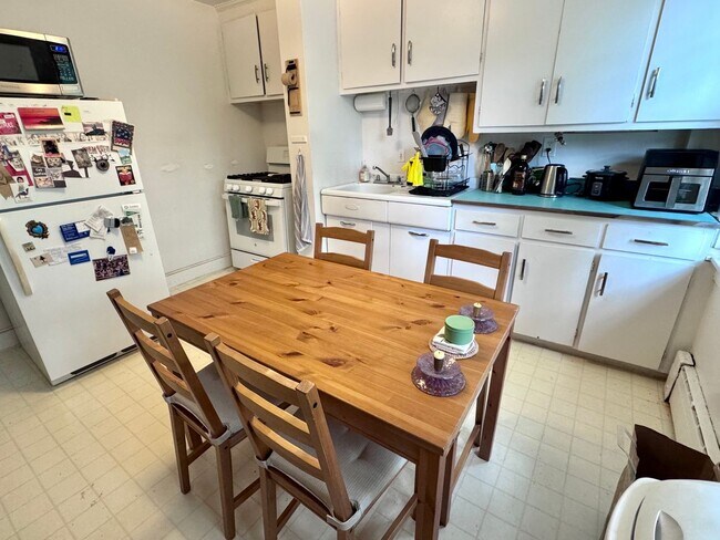 Photo - NO FEE!!! HT/HW INCLUDED! PARKING AVAIL!  3 BED/2 BATH ON BRIGHTON/BROOKLINE LINE FOR SEPT 1 House
