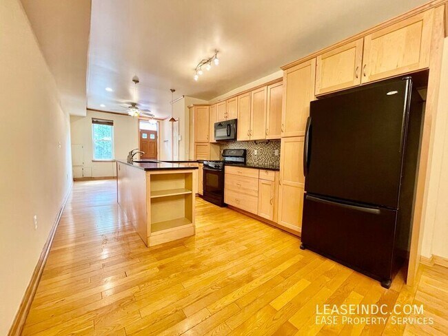 Foto del edificio - 936 4th St NE