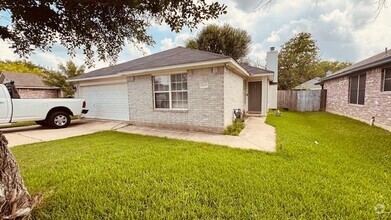 Building Photo - 14705 Rumfeldt St