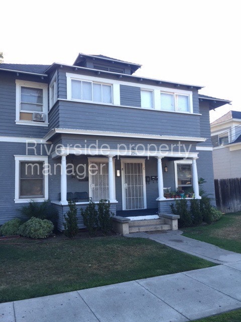 Primary Photo - 290 S Olive St