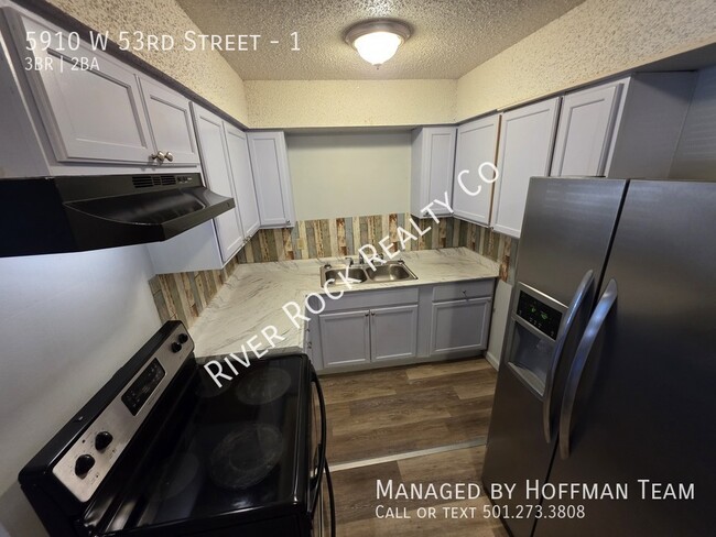 Foto del edificio - 5910 W 53rd St