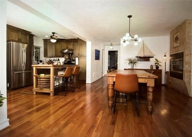 Foto del edificio - 3022 Dartmouth Ave N