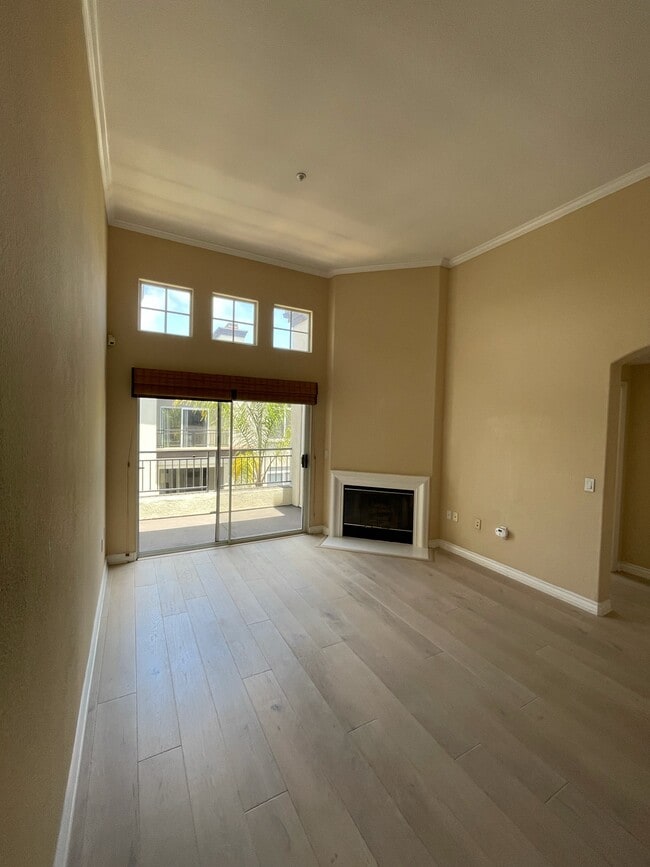Building Photo - 4165 Executive Dr