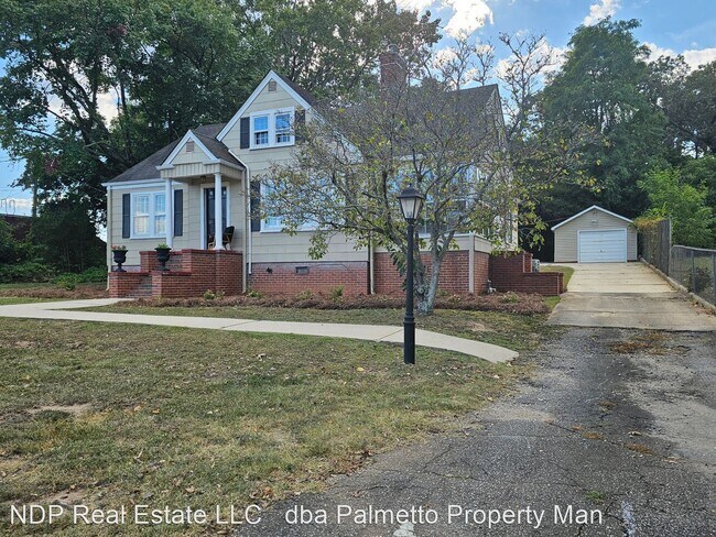Foto del edificio - 4 br, 2 bath House - 709 N. Main St.