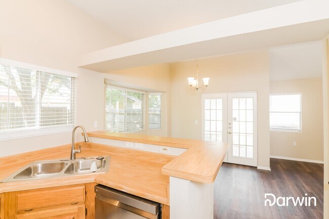 Building Photo - 8005 Indian Bend