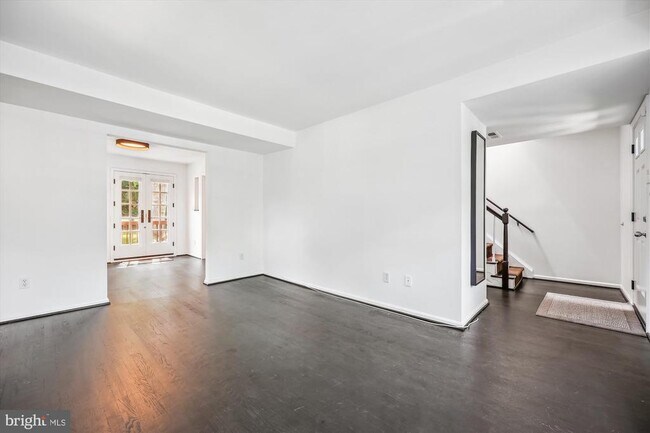 Foto del edificio - 6705 Hillandale Rd