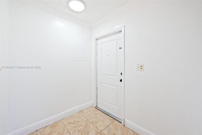 Building Photo - 130 SW 108th Ave