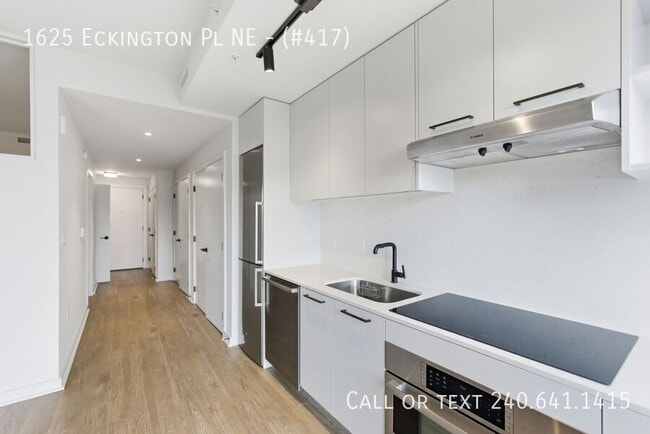 Building Photo - 1625 Eckington Pl NE