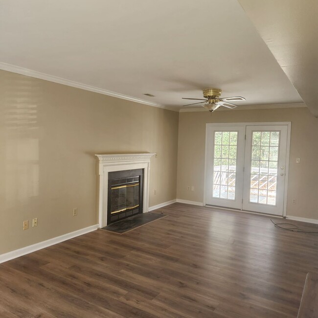 Building Photo - 3437 Wexford Run, Williamsburg - Available...
