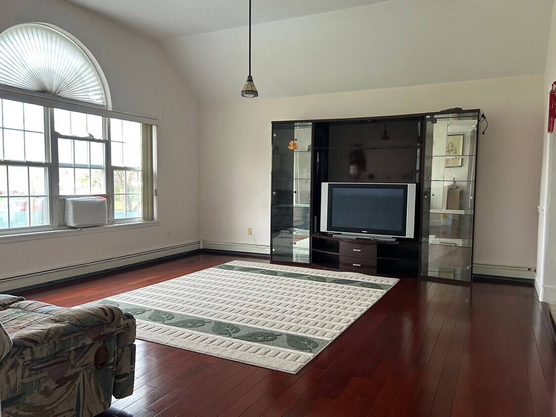 Foto del edificio - 1 Woodmere Pl