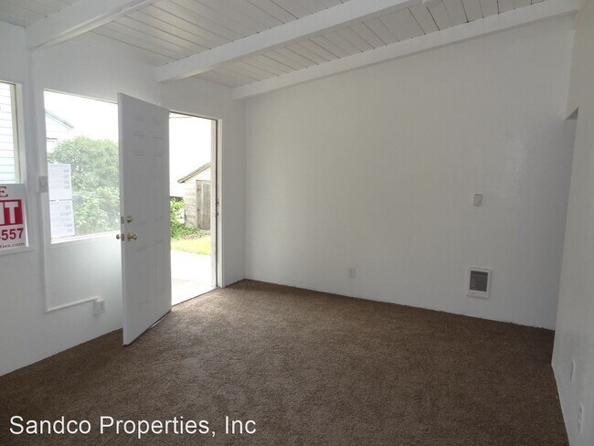 Building Photo - 2 br, 1 bath House - 2539 South G St