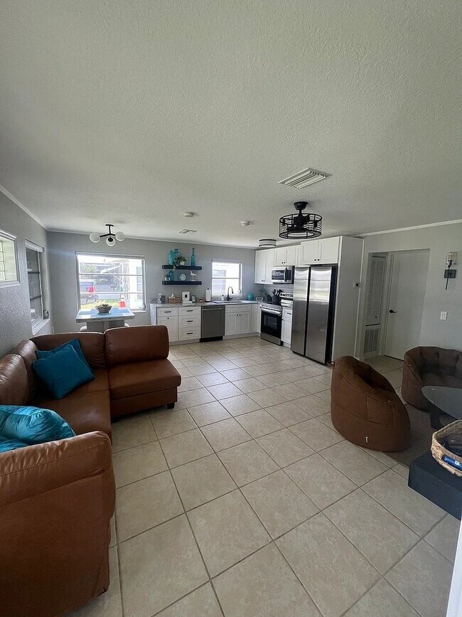 Foto del edificio - 10192 SW Riverview Cir