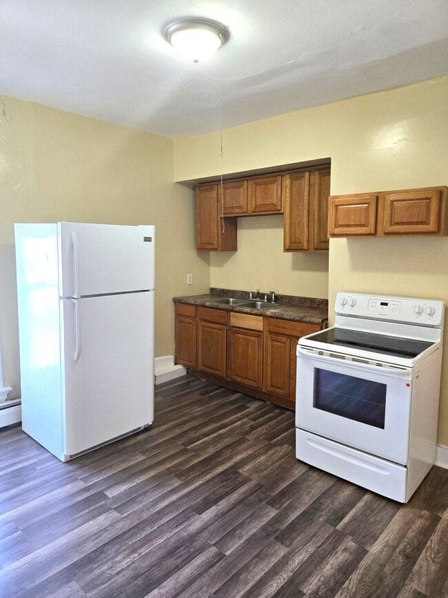 Foto del edificio - 79 Wesleyan Ave