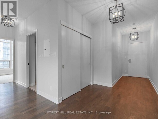 Photo du bâtiment - 126 Simcoe St