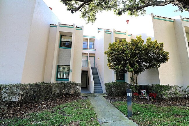 Building Photo - 403 Laurel Cove Way