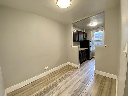 Foto del edificio - 2 bedroom in BRONX NY 10471