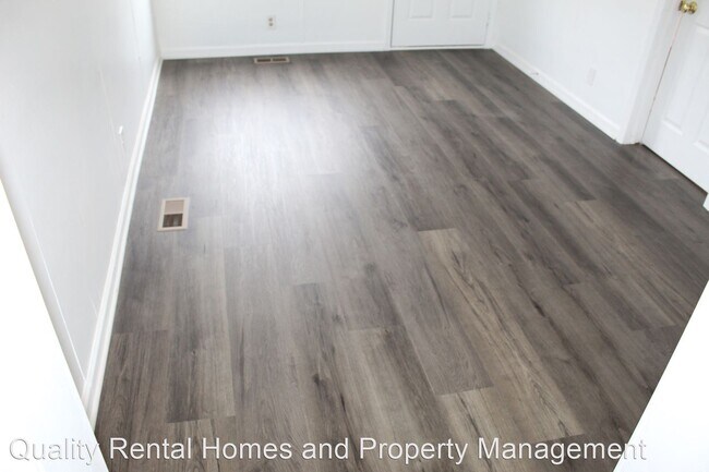 Foto del edificio - 2 br, 1 bath House - 940 Markham St