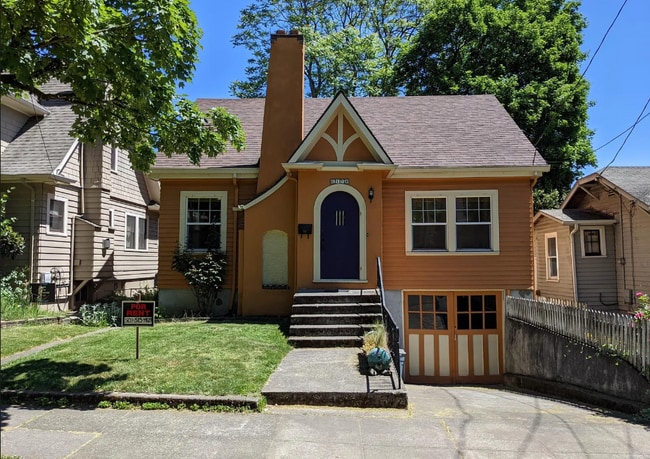 Building Photo - 6128 S Corbett Ave