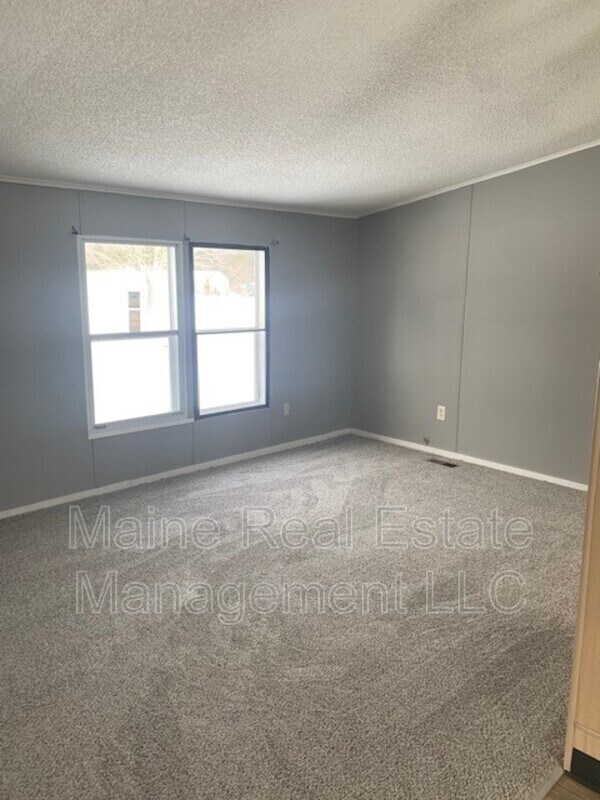 35 Killdeer Dr, Unity, ME 04988 House Rental in Unity, ME